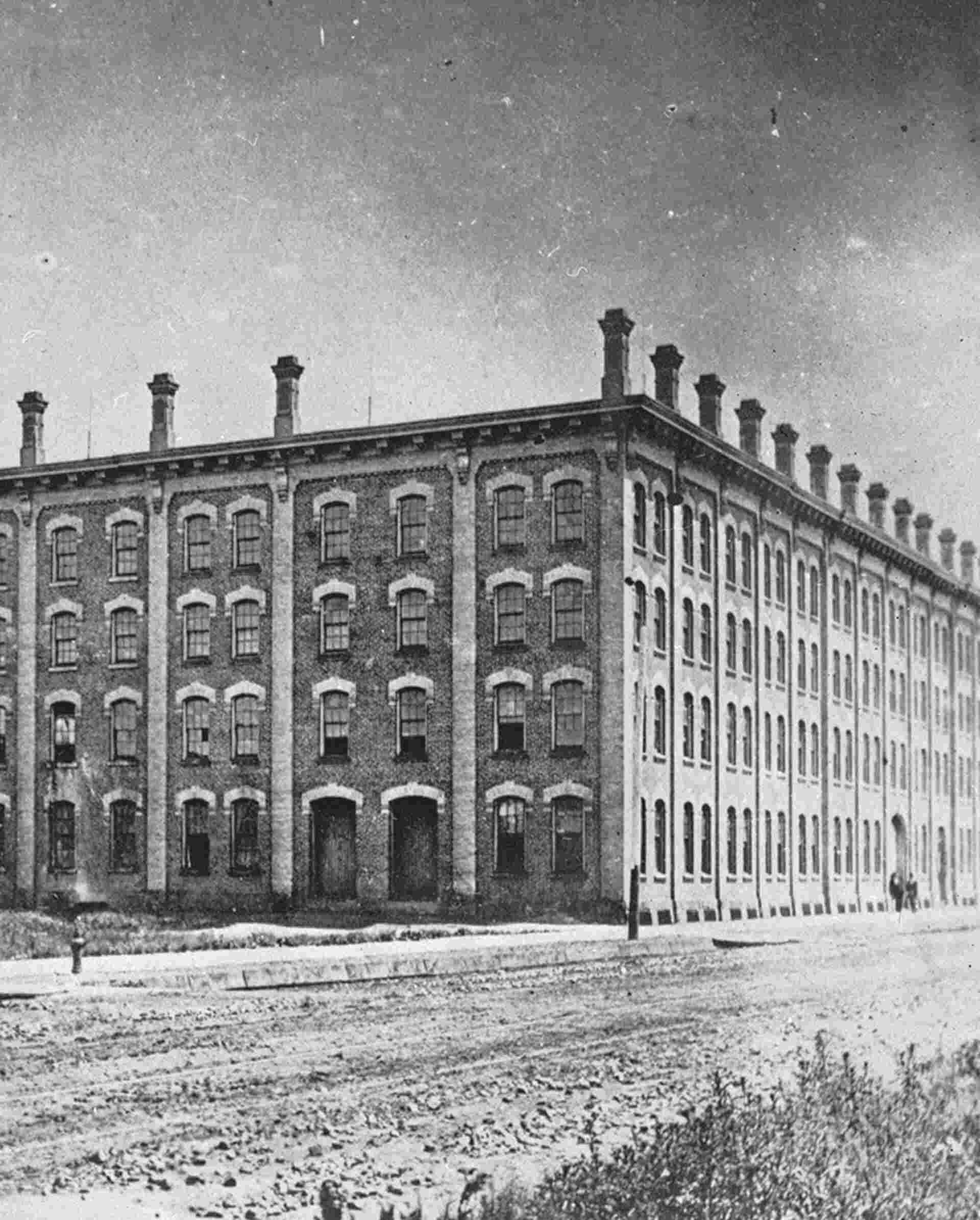 Block Magazine - FeaturedImage_Historic-photo-of-Gurney-Stove-Factory