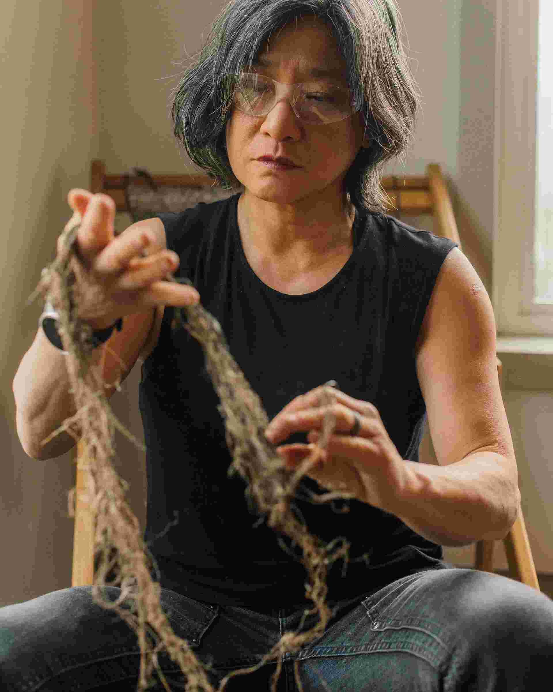 Shifting Current - 3_Koh-practicing-amateur-weaving