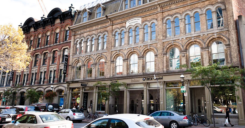 35-39 Front, Toronto- exterior building photo/photo de l'extérieur de l'immeuble